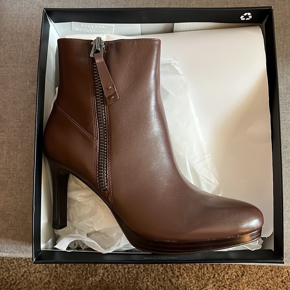 Naturalizer Boots - Picture 2 of 4